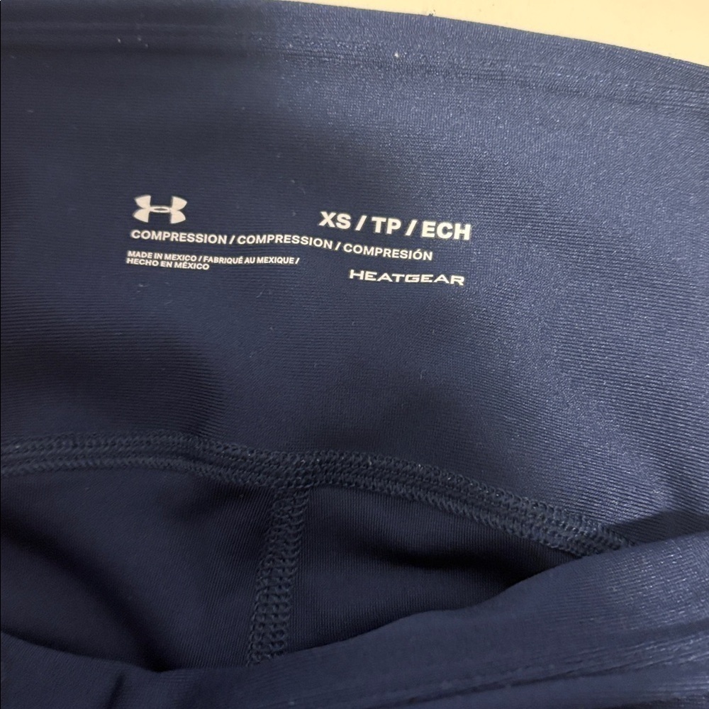 Under Armour Navy Leggings with Logo - Picture 5 of 5